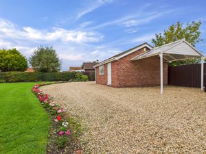 Driveway and Gardens- click for photo gallery